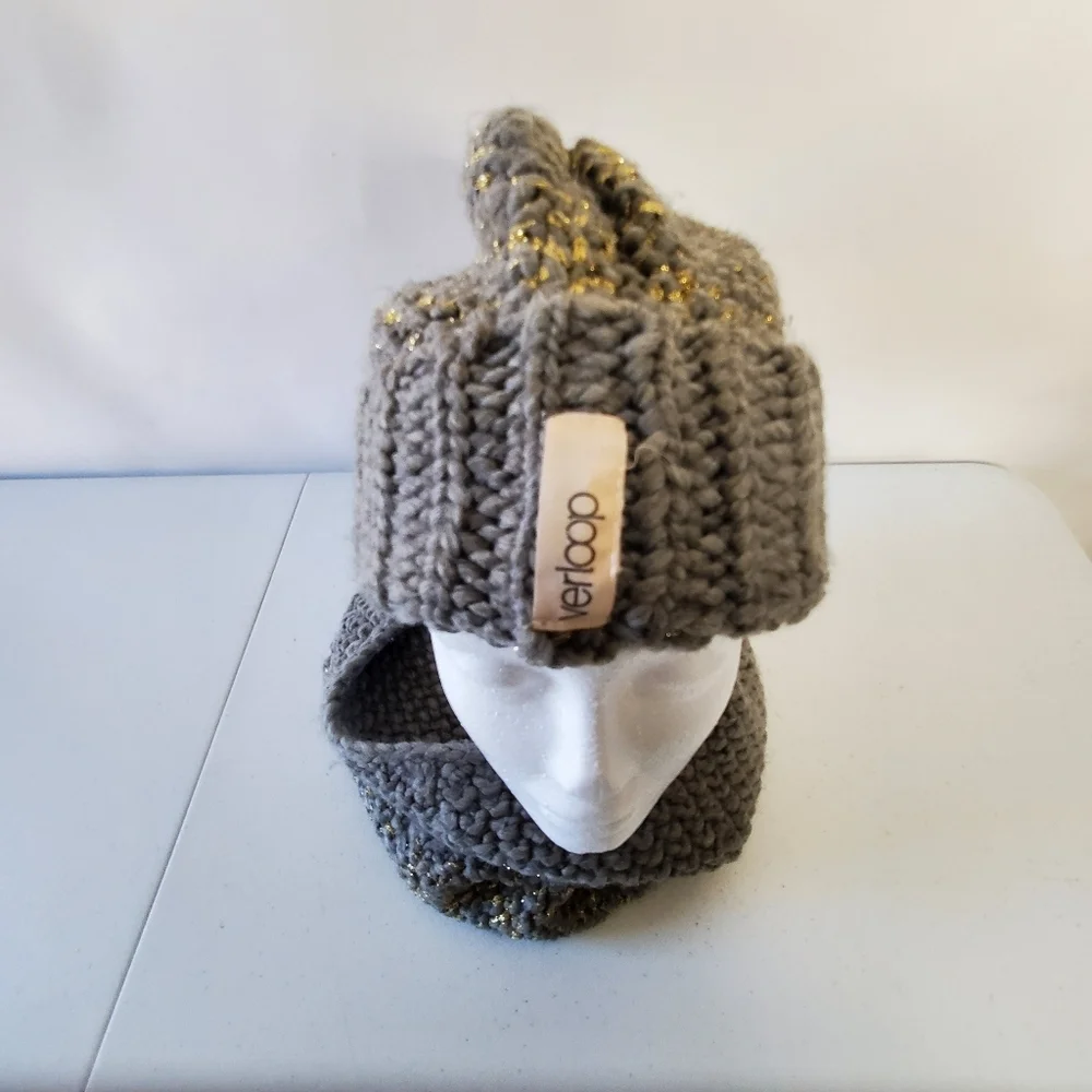 Verloop Knit Hat and Neck Scarf Set Gray and Metallic Slouchy Skull Cap Cowl